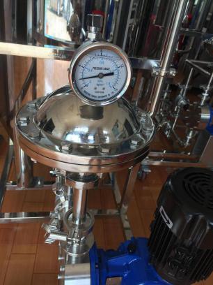 衛(wèi)生級不銹鋼設(shè)備