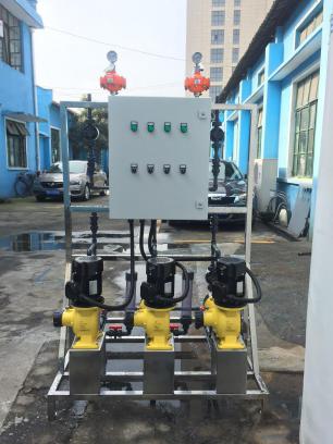 加藥設(shè)備不帶桶