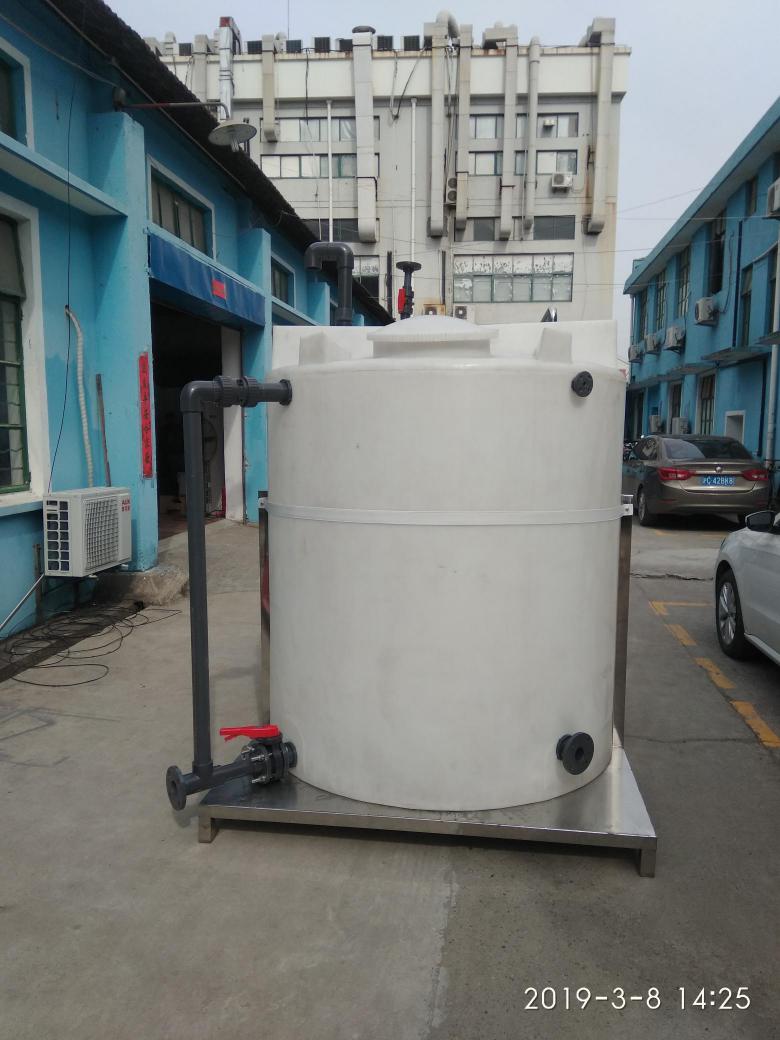 不銹鋼管道加藥設(shè)備