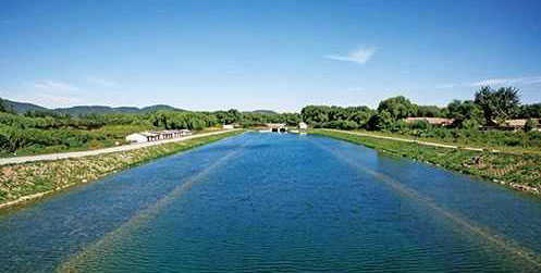 水體中的過(guò)量磷主要來(lái)源于肥料、農(nóng)業(yè)廢棄物和城市污水。本文將帶您了解幾種詳細(xì)除磷方法。